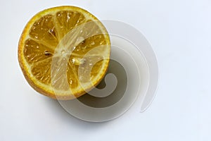Ripen lemon fruit slice details
