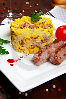 Risotto with sausages and saffron