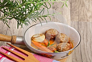 Rissoles with vegetables