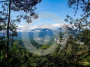 Un rio Banco en bebé minería 