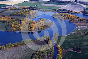 River bend in the Fall