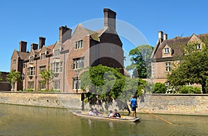 The river Cam at Cambridge and Magdalene College