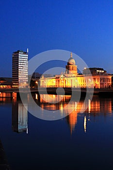 River Liffey Reflections At Custom Quay