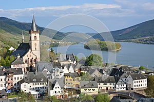 River rhine with Lorch