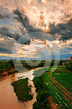 The river under the color clouds_xishuangbanna_yun