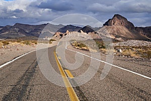 The road approaching Oatman Arizona
