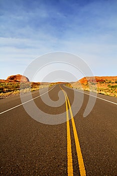 Road into Canyon De Chelley in AZ