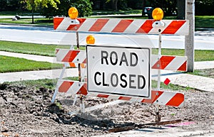 Road Closed sign