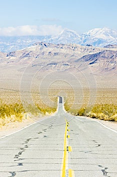 road, Death Valley National Park, California, USA