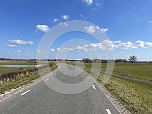 Road on a dike around Terwolde
