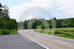 road from Hambuch under the Autobahn