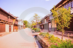 A road and the old town of Unno-juku is a post town and dozens