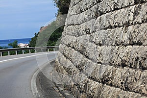 Road path near ÃÂliff wall