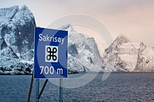 The road pointer to Sakrisoy