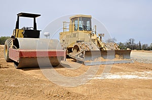 Road roller and compactor