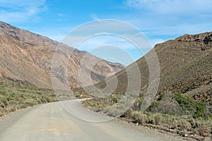 Road between Seweweekspoort and Laingsburg