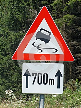 Road sign skidding