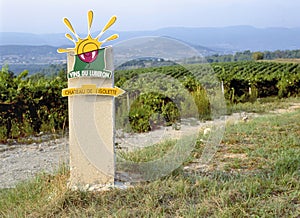 Road sign for tourist drive through the Luberon