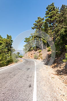 Road through the Taurus mountains