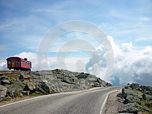 Carreteras sobre el nubes 