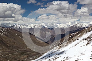 The road to Khardung Pass, Ladakh, India photo