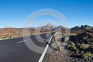 Road to the Teide Volcano in Parque Nacional del Teide. Montana