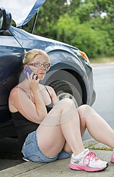 Roadside assistance - woman calling for help