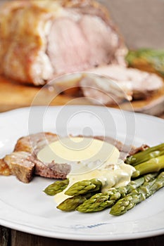 Roast beef and asparagus