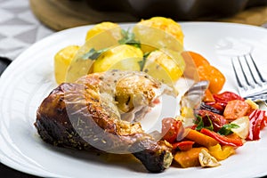 Roast chicken with potatoes