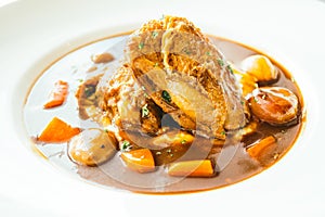 Roast chicken with red wine sauce