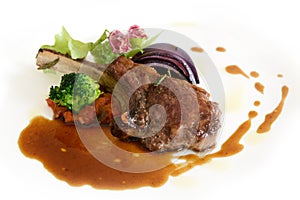 Roast lamb chops with gravy