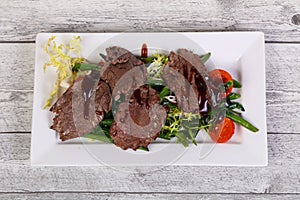 Roastbeef salad with green beans