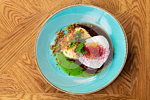 Roasted beefsteak with egg