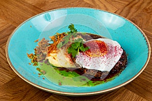 Roasted beefsteak with egg