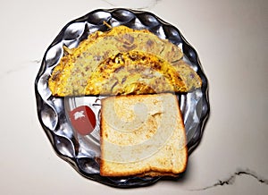 Roasted bread and omelette