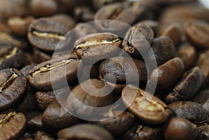 Roasted coffee beans