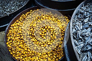 Roasted corn nuts, crispy corn snack