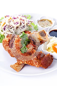 Roasted pork knuckle with sauce