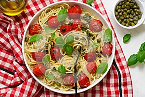 Roasted tomato and basil pasta.style hugge