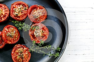 Roasted Tomatoes with Garlic and Thyme