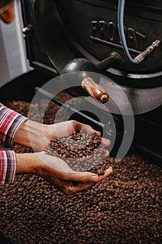 Roasting coffee beans