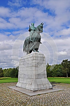 Robert the Bruce Monument at Bannockburn photo