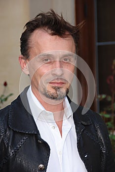 Robert Knepper