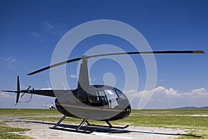 Robinson R44