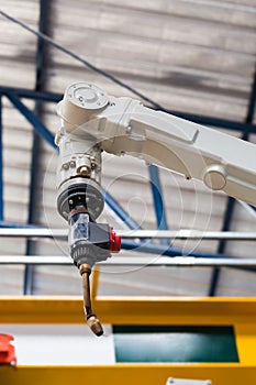 Robotic arc welding machine