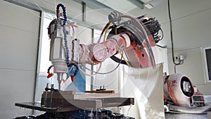 Robotic stone milling machine