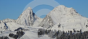 Rochers des Rayes and Rellerli in winter photo