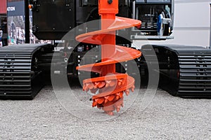 Rock auger drilling equipment for construction industry, piling machinery, piling rig.