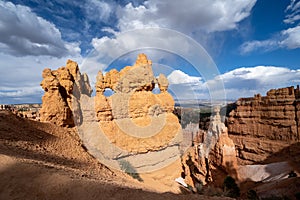 Rock formations along the Queens Garden and Navajo Loop Trail in Bryce Canyon National Park in beautiful light