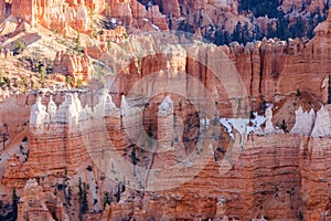 Rock formations and hoodoo’s from Queens Garden Trail